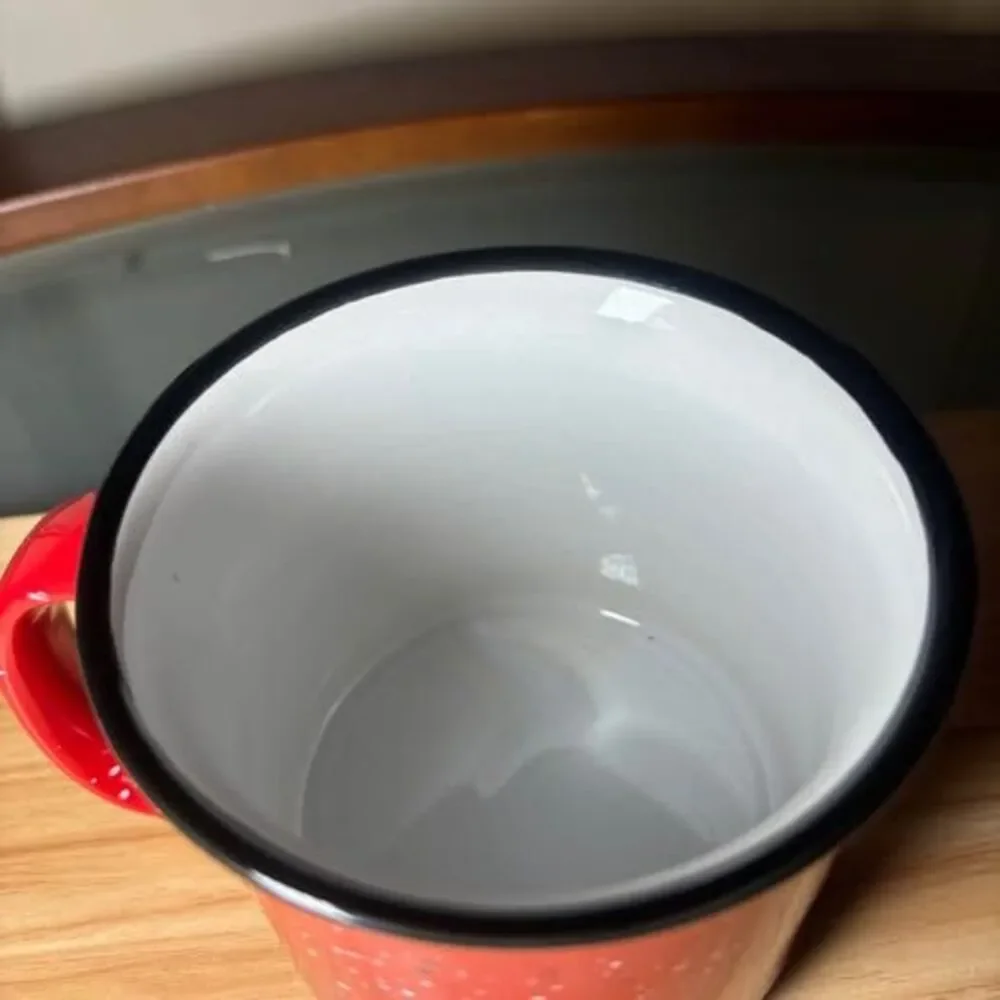 GUESS Los Angeles Red Speckled Mug
